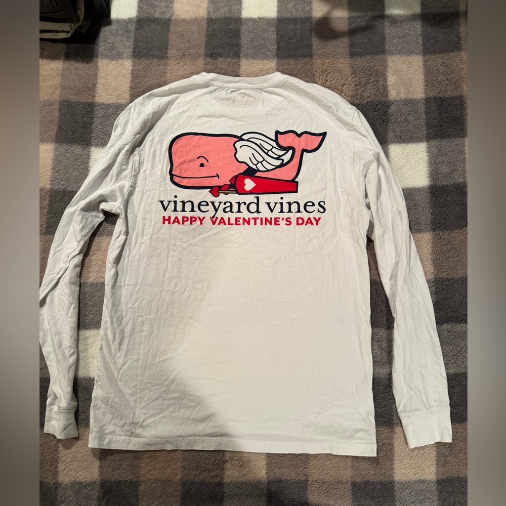 Vineyard Vines Valentine’s day Print Shirt